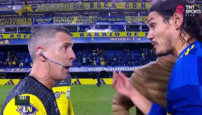 La discusión entre Cavani y el árbitro Mastrángelo por el tiempo adicionado tras el empate de Boca Juniors ante Talleres