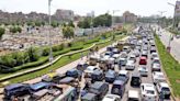 Major traffic jam hits Karachi’s Shahrah-e-Faisal