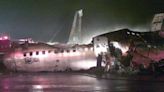 飛機撞怪手「斷3截爆炸」！新航「唯一空難在台灣」 釀83人罹難
