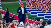 Live coverage: Donald Trump rallies supporters at his Doral golf resort