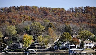 Backers of new Missouri casino near Lake of Ozarks submit signatures seeking ballot slot | Jefferson City News-Tribune