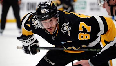 Crosby Continues New Tradition at NHL Player Media Tour