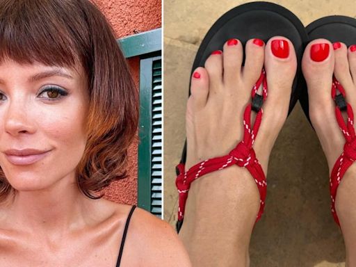 Lily Allen flaunts her feet in Italy to plug new OnlyFans