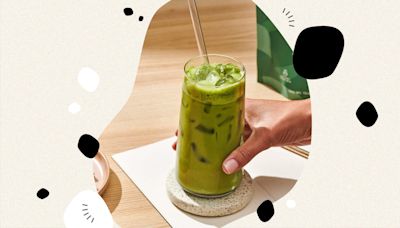 The Best Matcha Powders for Mixing Green Tea Drinks Like Meghan Markle, Brad Pitt and Other Stars