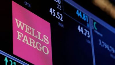 Wells Fargo Investors Approve Executive Pay, CEO Underscores Risk Controls