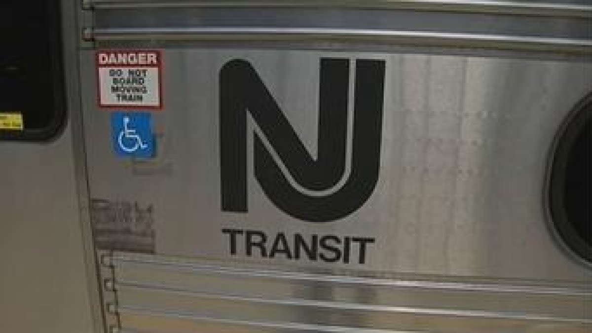 NJ Transit trains out of New York Penn Station facing delays up to 45 minutes