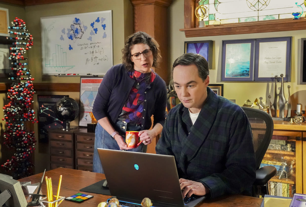 Young Sheldon Series Finale Photos Reunite Jim Parsons and Mayim Bialik, Reveal What Sheldon and Amy Look Like Years...