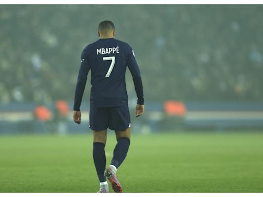 Kylian Mbappe, PSG Prez Nasser Al-Khelaifi Embroiled in 'Verbal Altercation' Before Game Against Toulouse: Reports