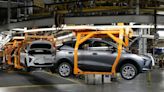 Auto workers ratify deal to make EV batteries for GM at Ohio plant