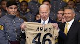 Biden awards Commander-in-Chief's Trophy to Army Black Knights