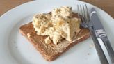 'I made Jamie Oliver's perfect scrambled eggs with only two ingredients'