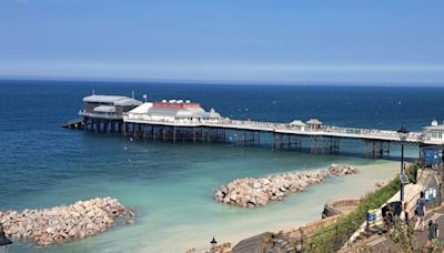 Why does the sea in Cromer suddenly look so blue?