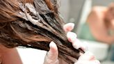 ¿No tienes tiempo de ir a la peluquería? Descubre cómo retocar el color de tu pelo en casa