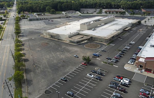 Middleburg Heights secures demolition experts for former Burlington, Sears sites