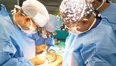 New Delhi: Doctors Remove Giant 32cm Long Abdominal Tumour Weighing 7.5kg From 58-Year-Old Man In 8-Hour Surgery