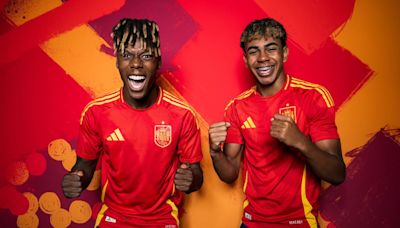 Álvaro Benito señala la gran baza de la nueva selección española tras su debut: "Vendemos burras y no necesitamos el balón"