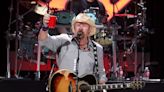 Toby Keith Posthumously Returns to No. 1 on Billboard 200 With ’35 Biggest Hits’ Album