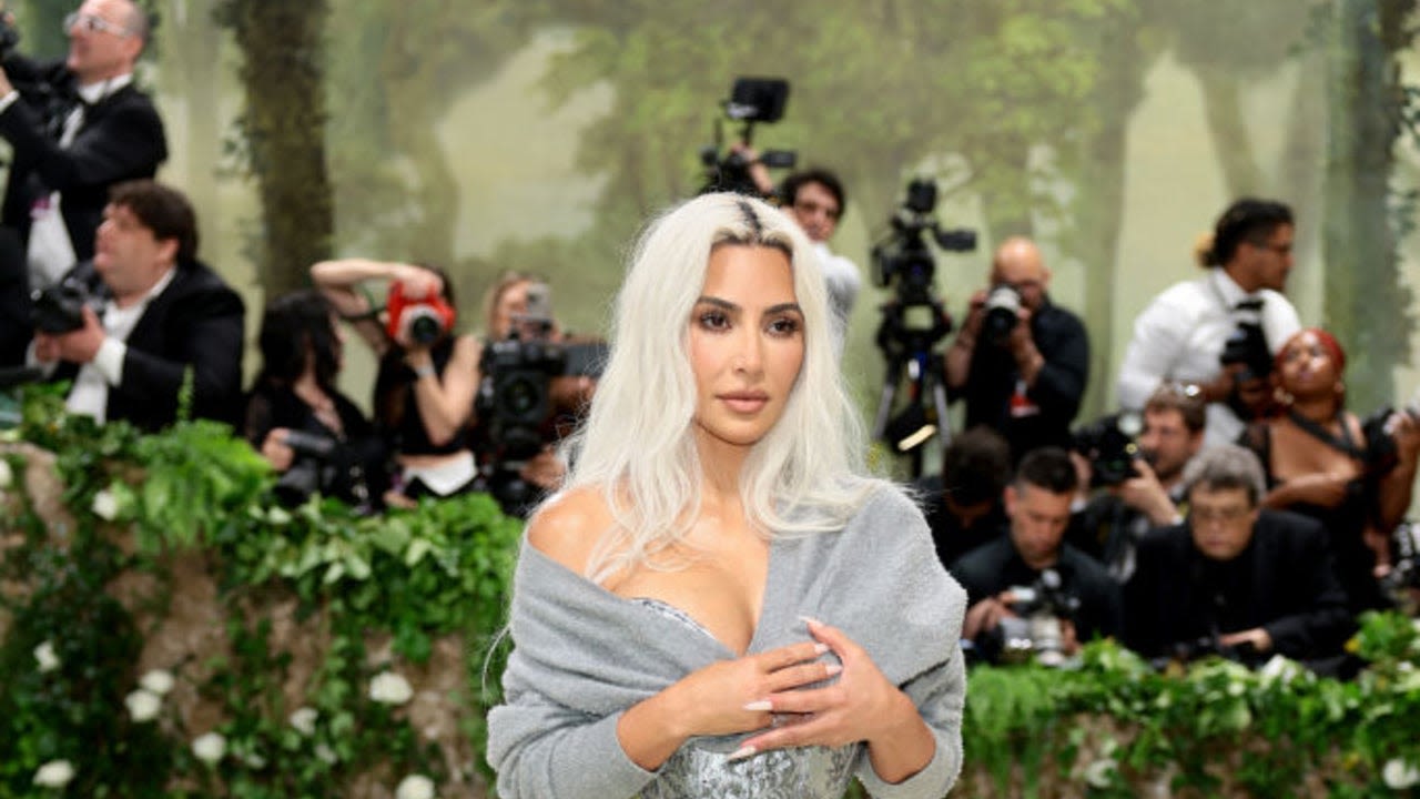 Kim Kardashian Shocks Fans With Pic of Her Invisible Met Gala Heels