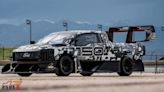 福特F-150霸氣電動皮卡「變身超猛爆賽車」！挑戰美爬山賽最高殿堂