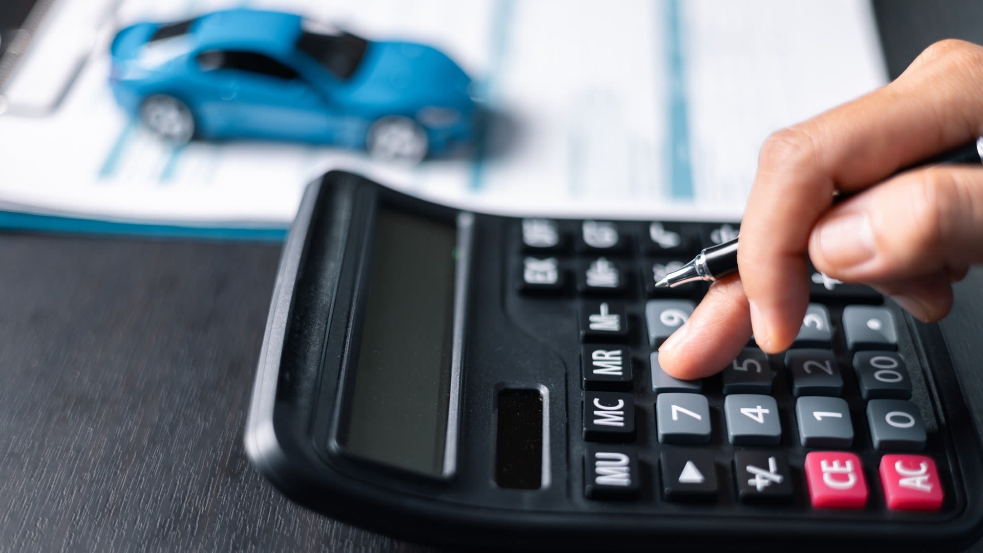 9 Ways the Middle Class Can Save on Auto Expenses