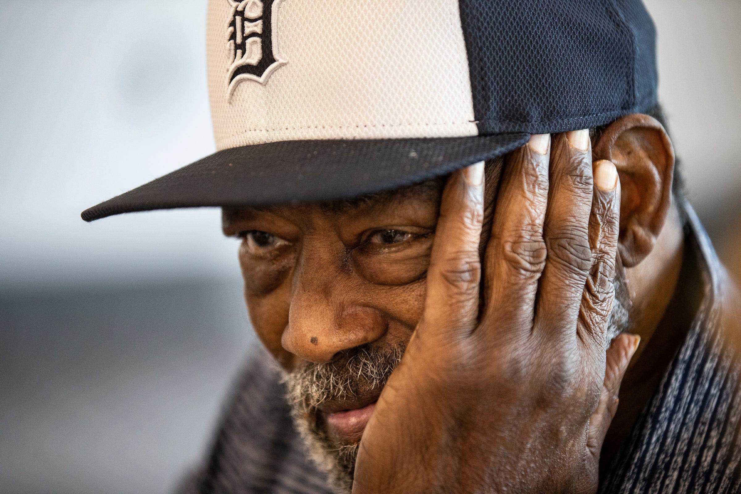 Tigers' Chet Lemon can’t walk or talk, but family hopes Detroit trip could spark something