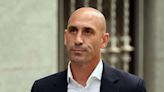 Luis Rubiales, expresidente de la Federación Española de Fútbol, enfrentará juicio por el beso no consentido a Jennifer Hermoso en el Mundial femenino