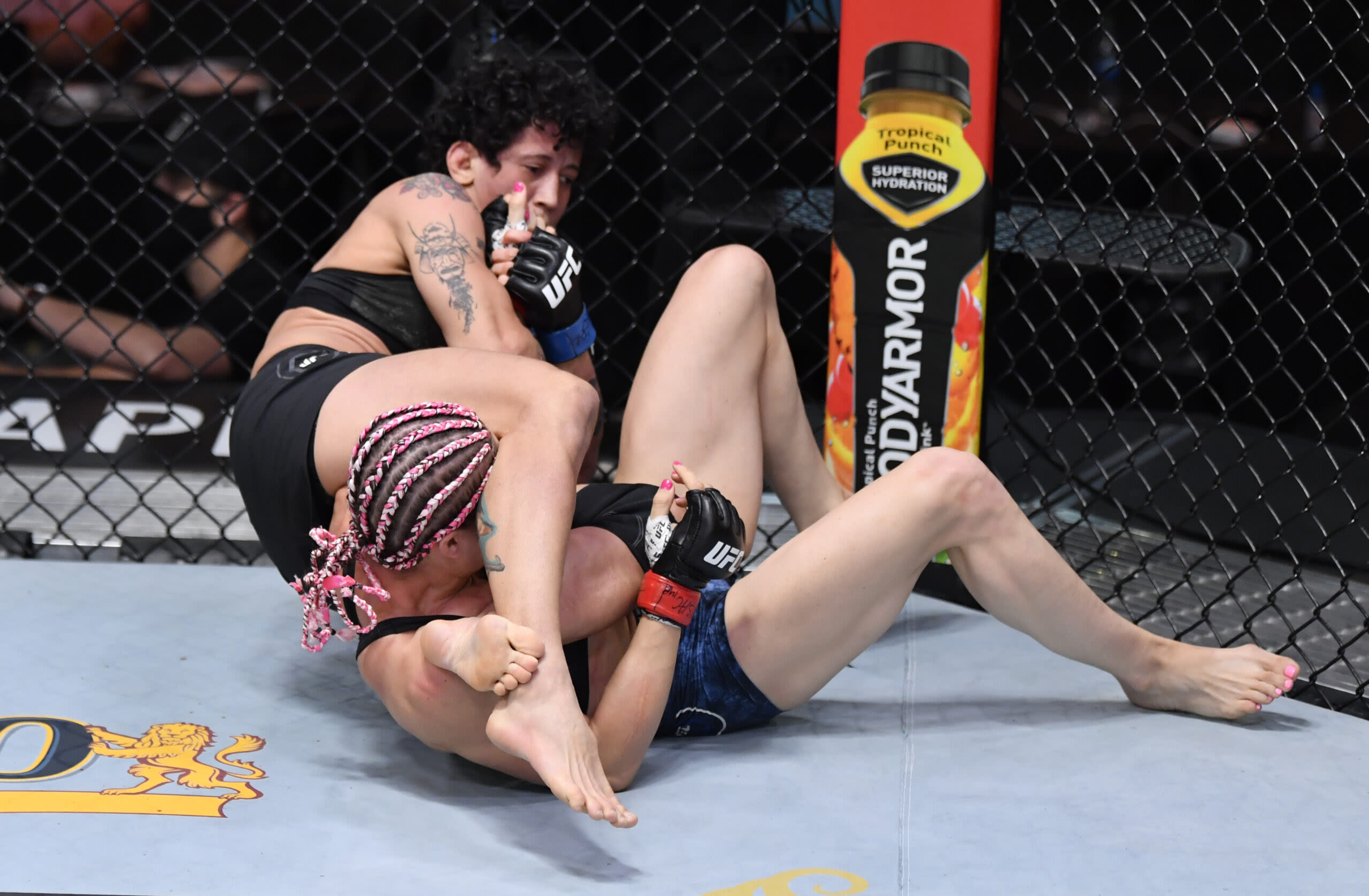 UFC full fight video: Virna Jandiroba taps Felice Herrig in for first bonus