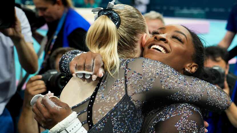 ‘Incredible’ Simone Biles, Team USA shine in Paris Olympic gymnastics qualifying