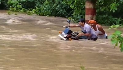 Bihar flood: Over 16 lakh people affected as Kosi and Bagmati rivers breach embankments