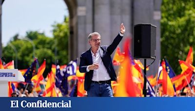 Feijóo llena la Puerta de Alcalá y pide a Sánchez convocar elecciones: "La legislatura está perdida"