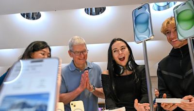 Apple Insider Reveals New iPhone Release Schedule