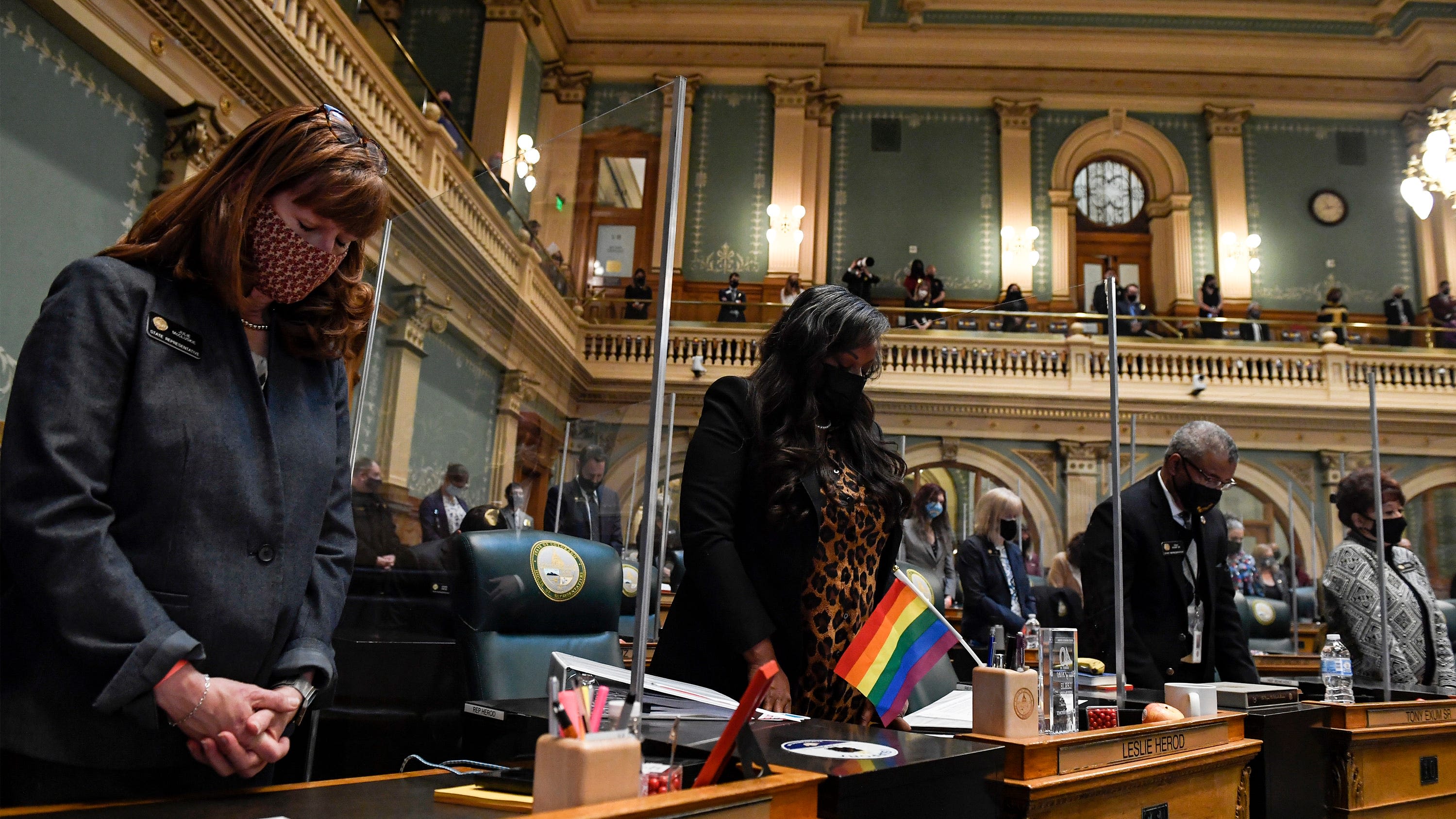 Amendment to protect discrimination of hairstyles, passes after facing some pushback