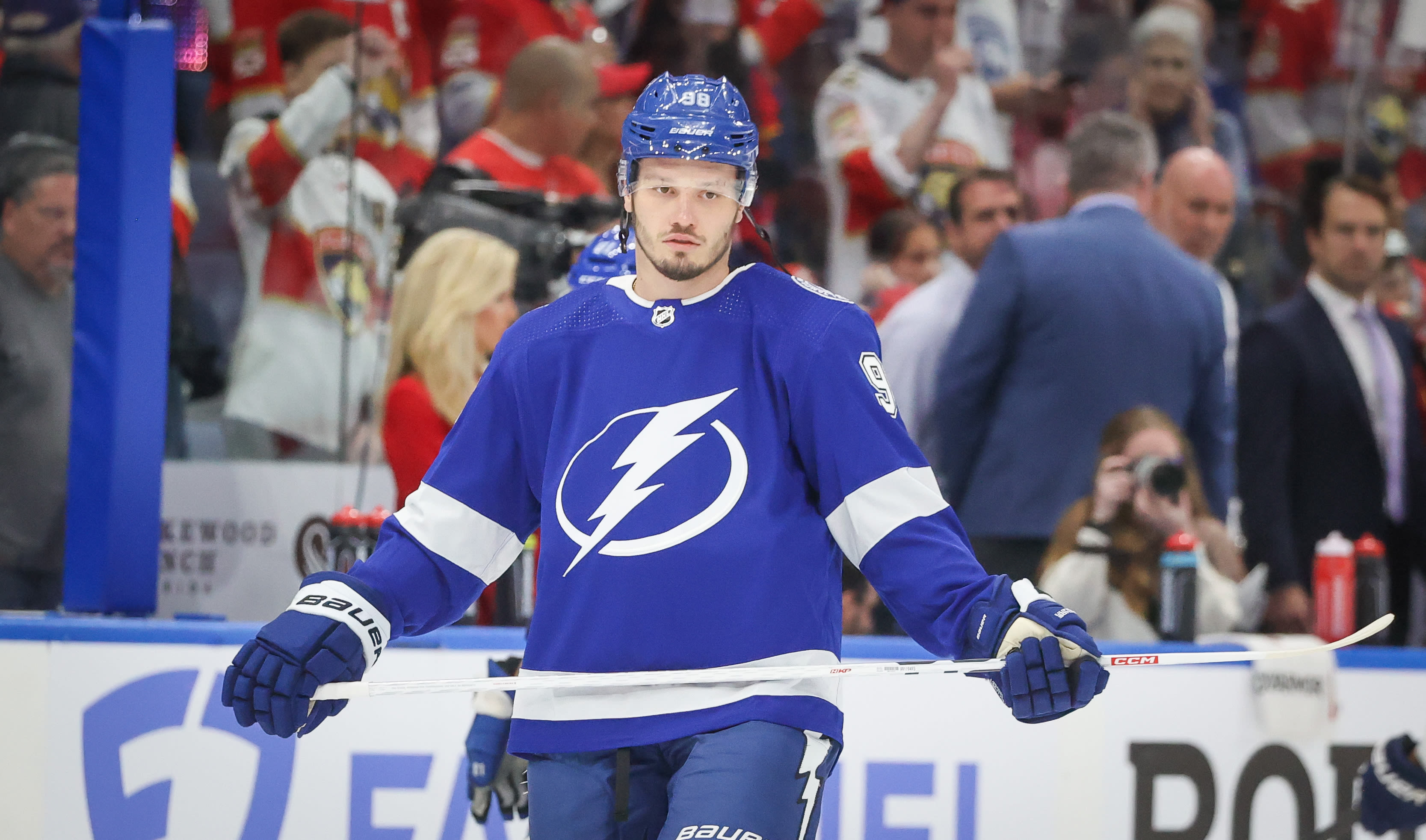 Lightning defenseman Mikhail Sergachev makes surprise Game 4 return