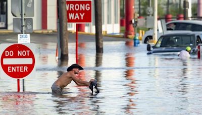 Al menos cuatro muertos y un apagón masivo: Beryl golpea Texas como tormenta tropical