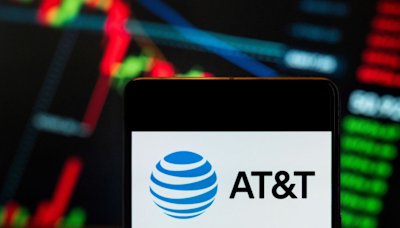 AT&T's data breach nightmare gets worse as lawsuits begin to pile in