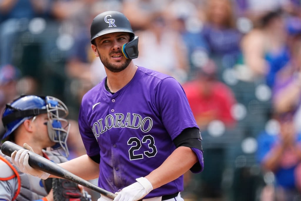 Kris Bryant “running out of time” to return to Rockies this season