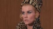 20. Lucy and Ann-Margret