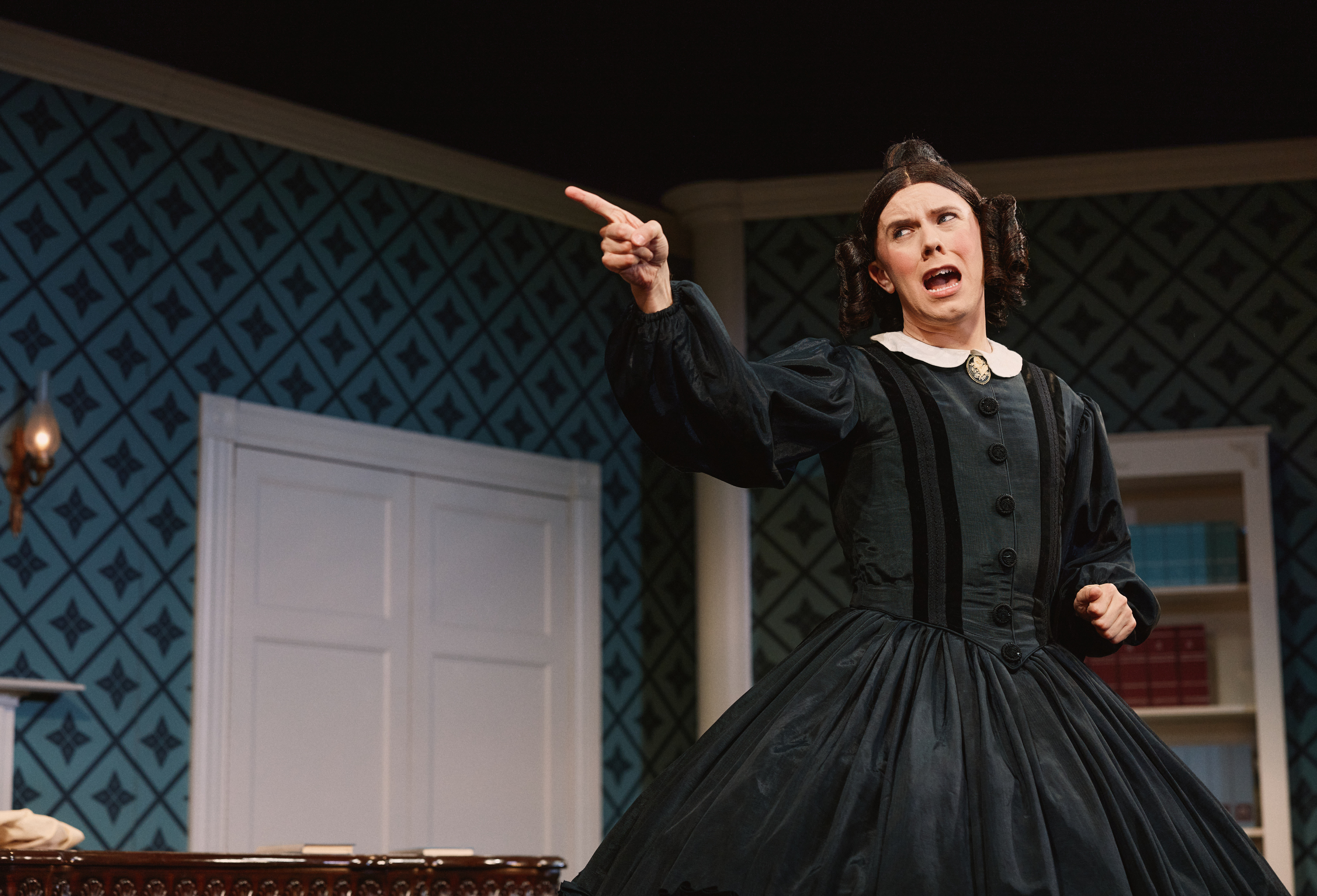 ‘Oh, Mary!’ Broadway Review: How Was The Play, Mrs. Lincoln? Sensational