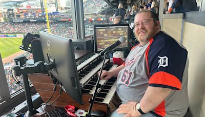 Songs in the key of (Old English) D: Detroit Tigers debut Comerica Park organist vs. Astros