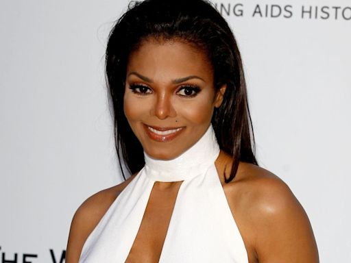 Janet Jackson aclara los rumores acerca de que tuvo tres “embarazos secretos”