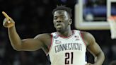 Chicago Bulls sign UConn center Adama Sanogo to two-way contract