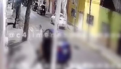 VIDEO: ¡Se busca exhibicionista en CDMX! Así fue captado acosando a una mujer