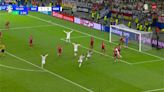 El milagroso gol que condena a España a verse con Alemania en cuartos: veánlo porque da miedo...