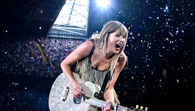 Mila Kunis, Ashton Kutcher and more celebrities ‘Shake It Off’ at Taylor Swift’s second London show