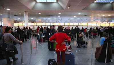 Full list of Gatwick Airport strike dates in July as 300 staff to walk out causing 'significant disruption'