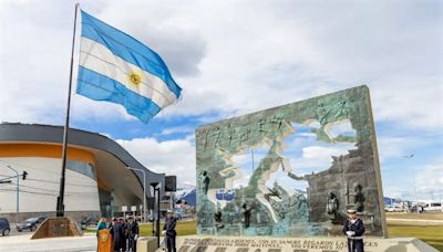 Proyectaron en Lomas un documental sobre la historia de las Islas Malvinas y la Guerra