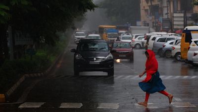 Yellow warning in Mumbai as moderate rains lash city