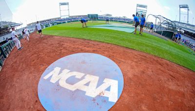 As this DIII school shuts down, its baseball team advances to CWS