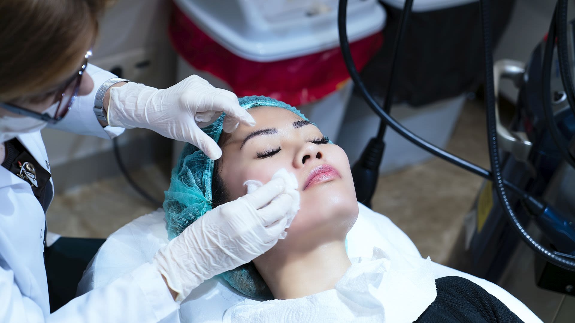 Can You Buy Beauty? 9 Cosmetic Procedures Rich People Get and How Much They Cost