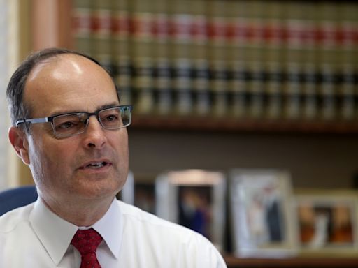 Prosecutor Jerry Jarzynka not running for reelection, retiring at end of term